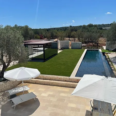 Luxury Trullo 别墅