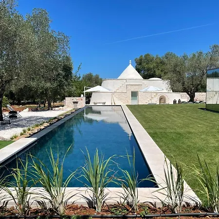 Luxury Trullo 奥斯图尼