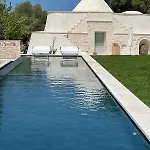 Luxury Trullo * オストゥーニ